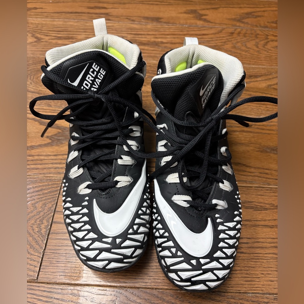 Nike Force Savage Pro Cleats Size 8.5
